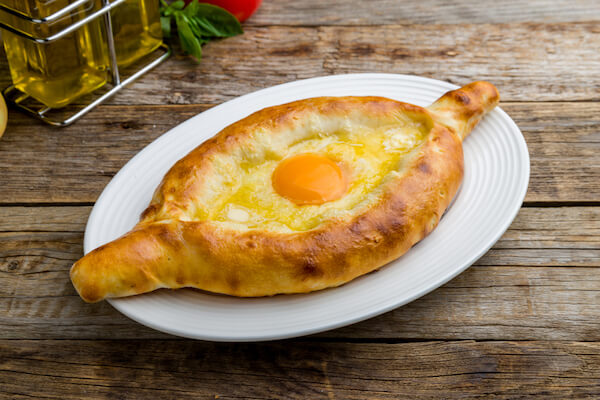 Adjara khachapuri by Ratov Maxim/shutterstock.com