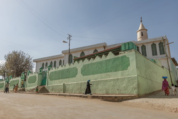 Mosque in Harar - image by Vlad Karavaev/ Shutterstock.com