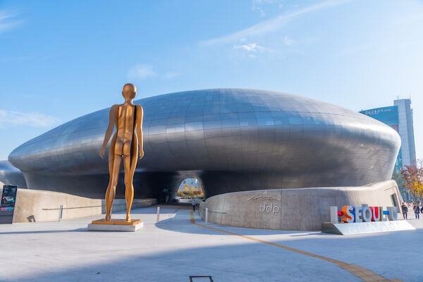 Dongdaemon Design Plaza in Seoul - image by Trabantos/shutterstock.com