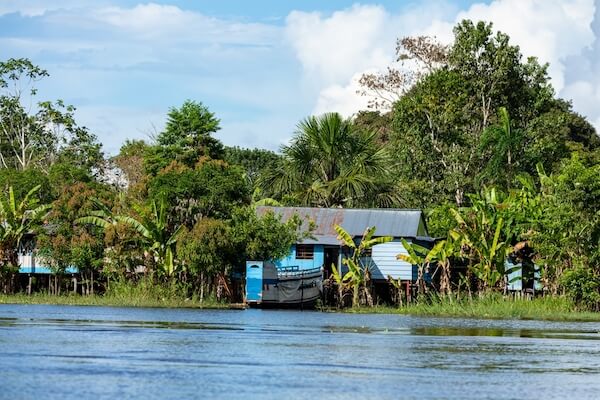 Amazon's iquitos houses