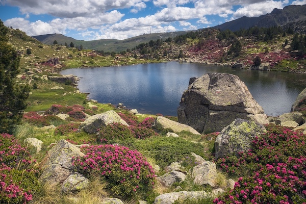 andorra lake peresanz
