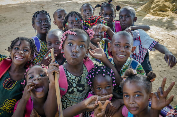 angola kids Fabian Plock