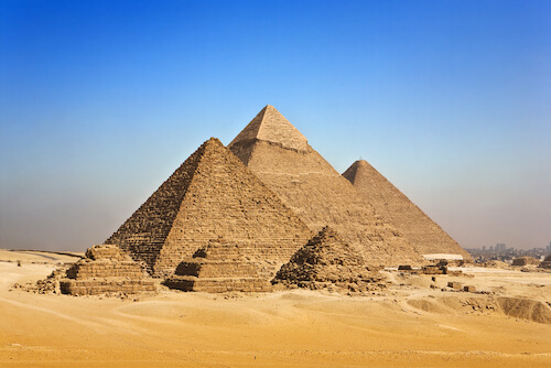 Egyptian pyramids at Giza
