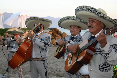 Mariachi band by Travel Bug/shutterstock.com