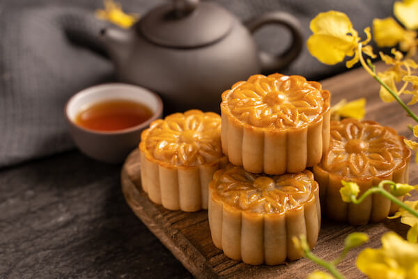 Typical moon cake, also called yuebing
