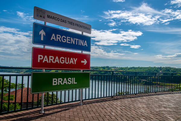 paraguay triple frontier signs