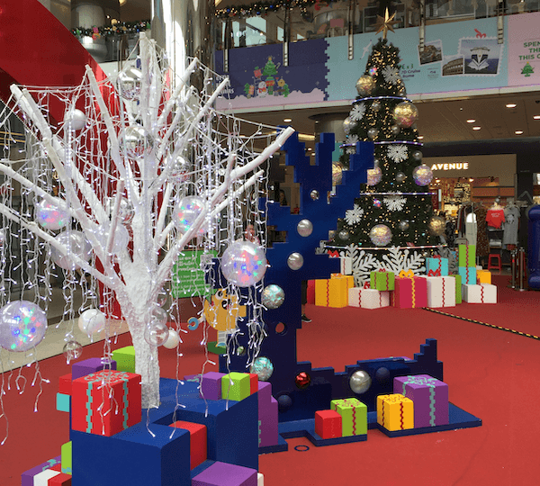 singapore christmas deco own