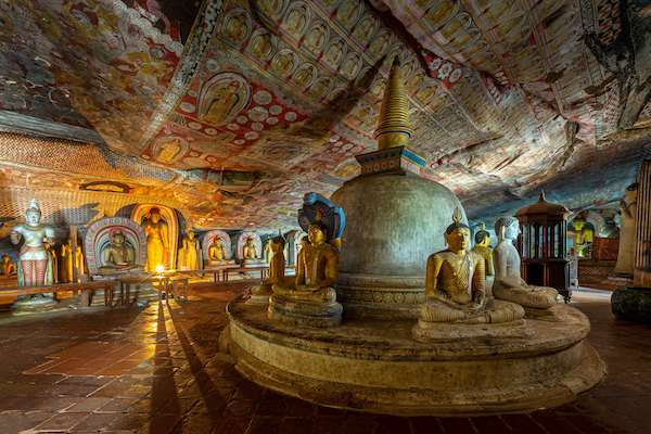 sri lanka dambulla caves sean hsu