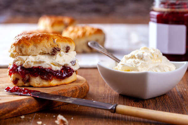 English scones with strawberry jam and clotted cream - Yummy!