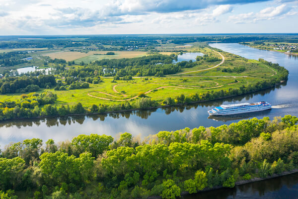 volga river