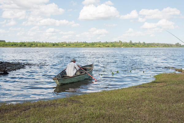 Uruguay's Rio Negro - image by Carolina Jaramillo/shutterstock.com