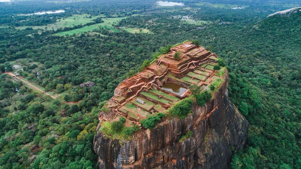 srilanka sigiriya lionsrock