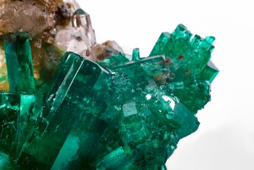 Emerald: raw and uncut