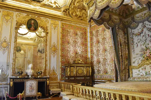 Queens Bedroom at Versailles - image by Gabriela Beres/shutterstock.com