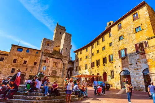 Piazza in San Gimignano in Italy - image by Nataliya Nazarova