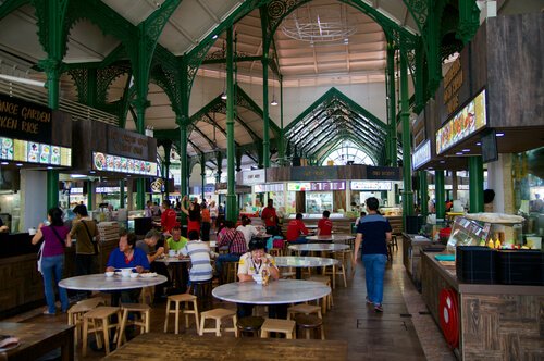 Singapore Food Market: Lau Pa Sat Hawker Centre - image by Christian Heinz / Shutterstock.com