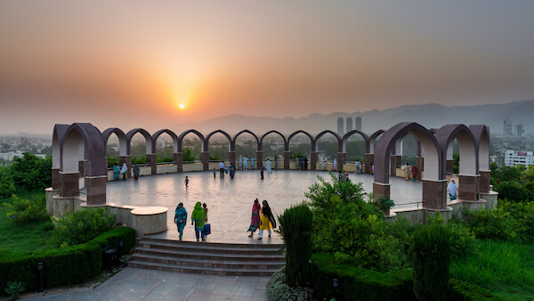 pakistan monument 