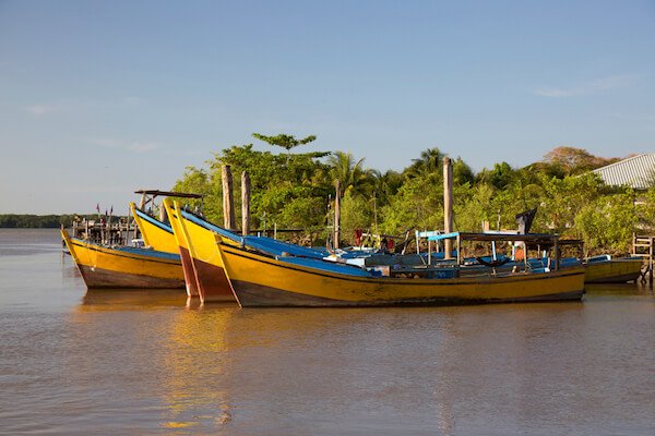 suriname boat