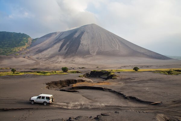 Vanuatu driving on volcano